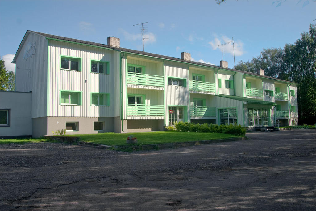 Hotell Sonajala Кярдла Экстерьер фото