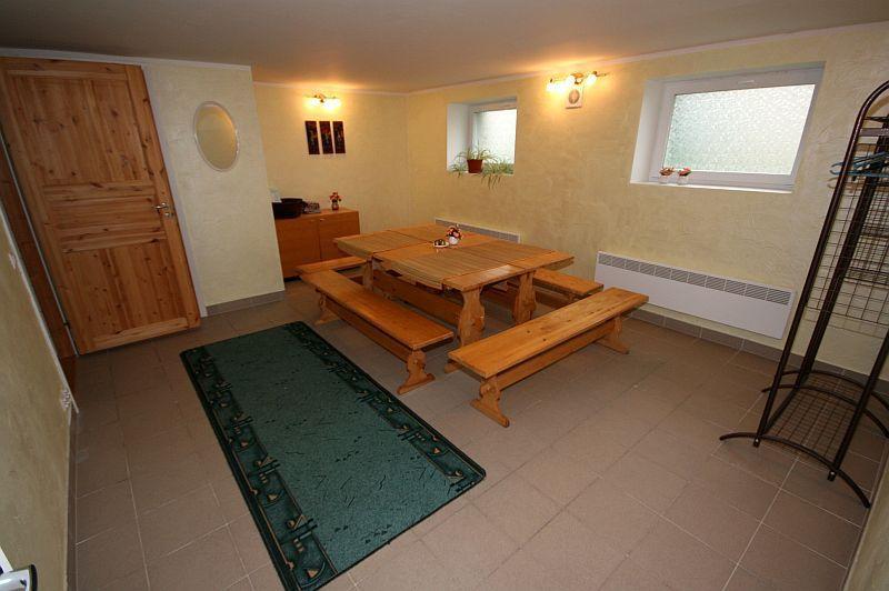 Hotell Sonajala Кярдла Экстерьер фото